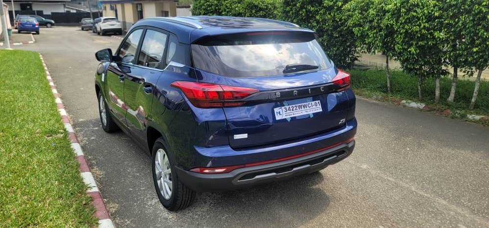 Location de véhicule Abidjan, Baic x35