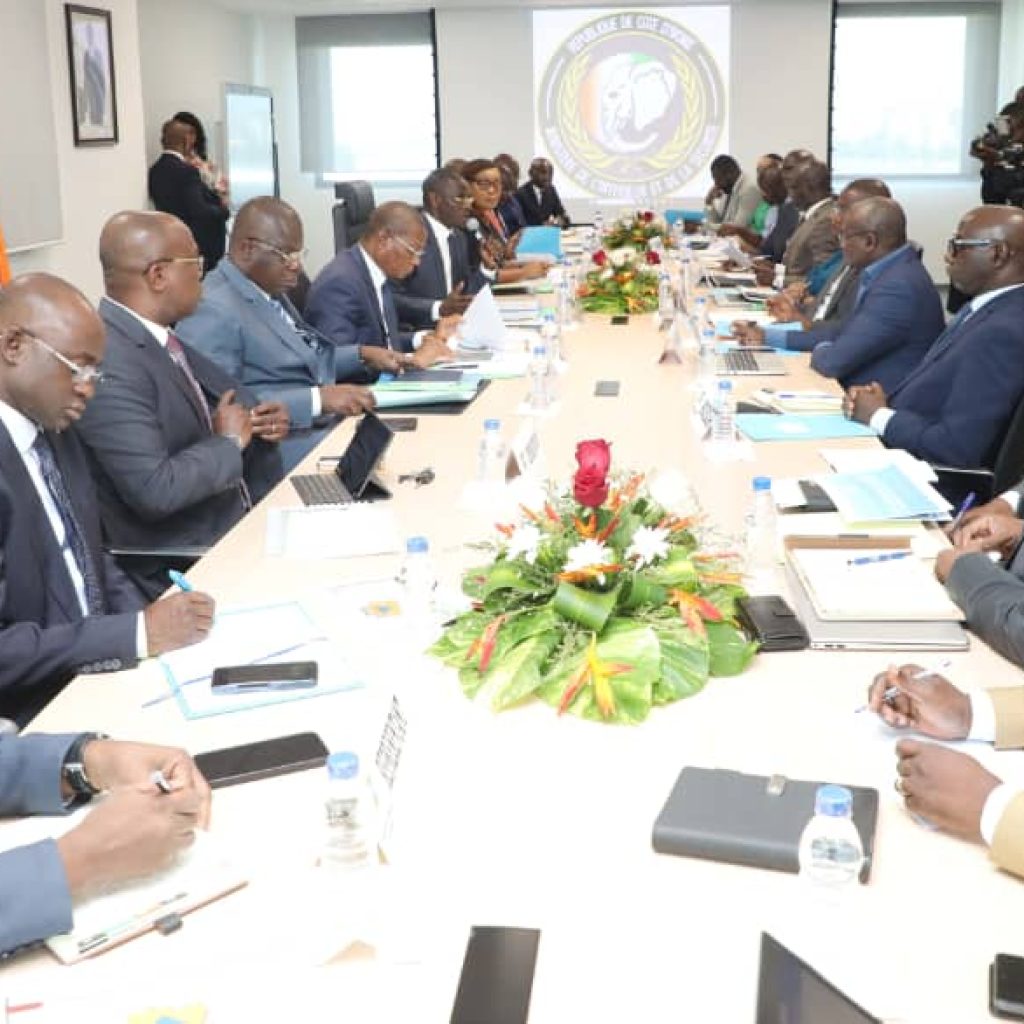 découvrez nos conseils indispensables pour naviguer la saison des pluies à abidjan. apprenez à préparer votre séjour, à affronter les intempéries et à profiter des richesses de la ville malgré la pluie. ne laissez pas le mauvais temps gâcher votre expérience!