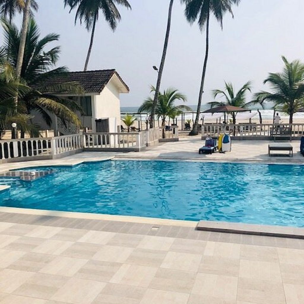découvrez les meilleurs hôtels à assinie, une destination idyllique pour des vacances inoubliables. profitez de plages de sable fin, d'activités nautiques et d'une ambiance détente au cœur de la côte d'ivoire.