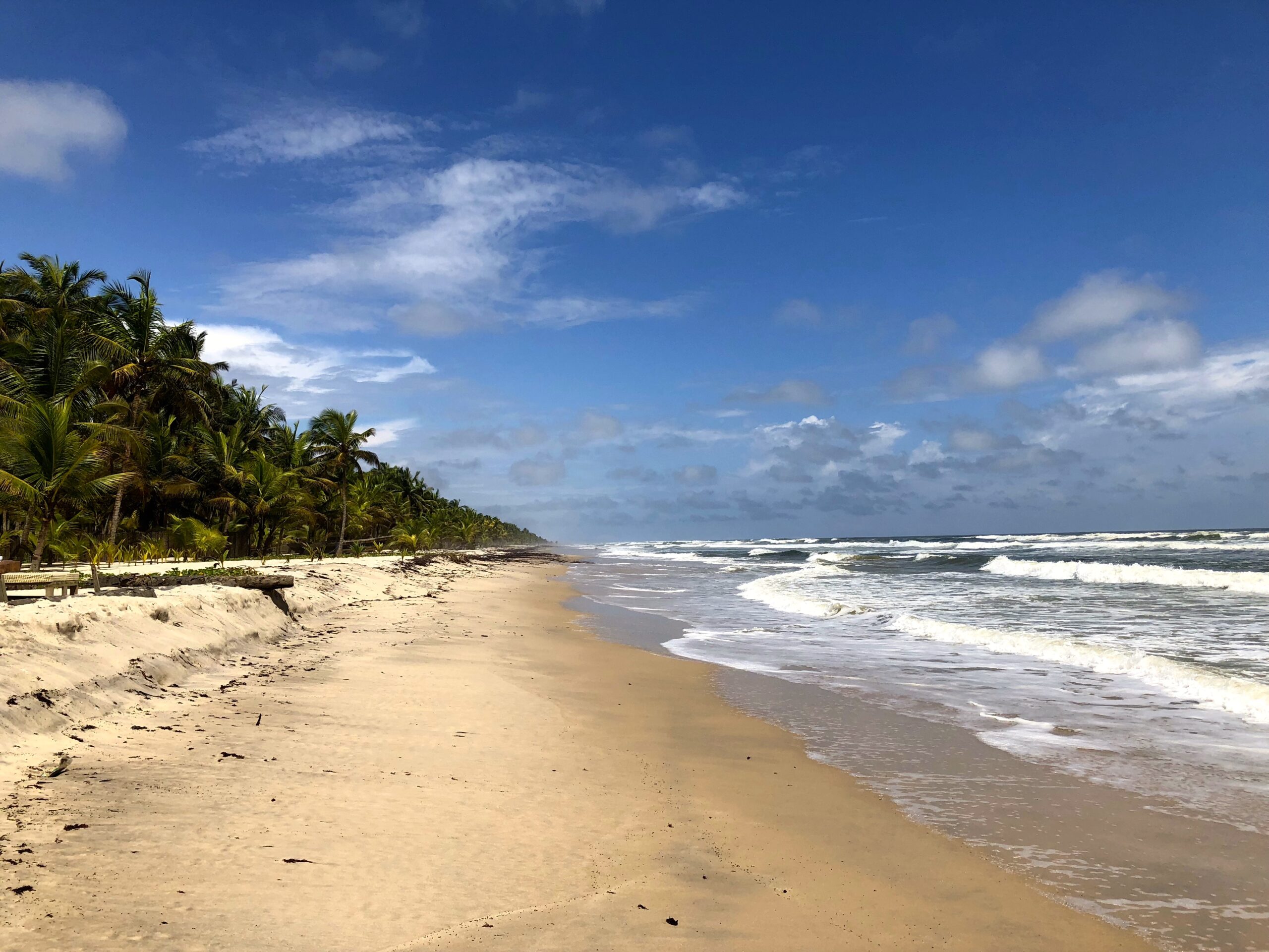 découvrez les meilleures activités à assinie : plages paradisiaques, sports nautiques, excursions culturelles et détente au bord de l'eau. profitez de moments inoubliables en famille ou entre amis dans ce havre de paix en côte d'ivoire.