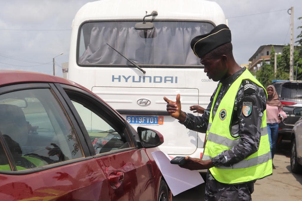 découvrez les enjeux de la sécurité à abidjan, les initiatives prises pour protéger ses habitants et les meilleures pratiques pour garantir votre sécurité dans cette vibrante capitale économique de la côte d'ivoire.