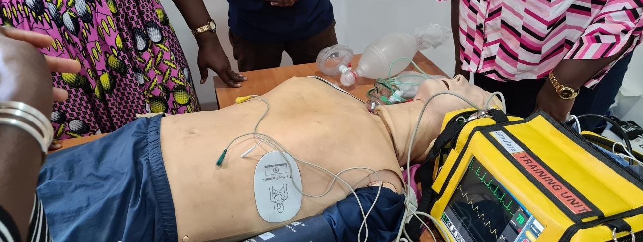 découvrez nos services médicaux à abidjan, offrant des soins de santé de qualité, des consultations spécialisées et des traitements innovants pour améliorer votre bien-être.