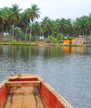 découvrez les meilleures offres de vols vers abidjan, la vibrante capitale économique de la côte d'ivoire. réservez maintenant pour explorer ses marchés colorés, sa riche culture et ses plages magnifiques.