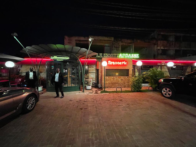 découvrez la richesse de la gastronomie abidjanaise à travers un voyage culinaire inoubliable. explorez les saveurs authentiques de la côte d'ivoire, de la cuisine de rue aux restaurants raffinés, et laissez-vous séduire par les délices locaux tels que l'attieke, le foutou et le fameux poisson braisé.