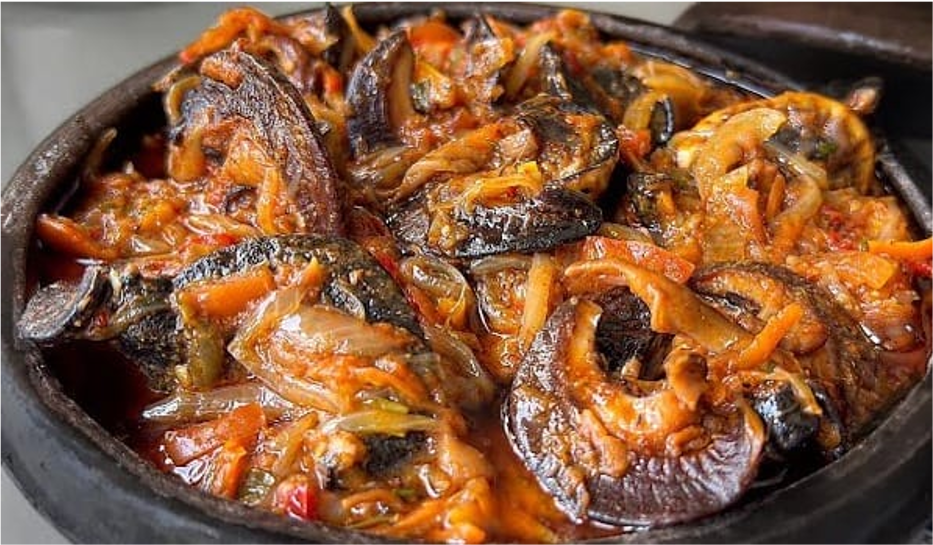 découvrez la richesse de la gastronomie d'abidjan lors de votre voyage. savourez des plats traditionnels ivoiriens, explorez les marchés locaux et laissez-vous séduire par des saveurs uniques qui font la renommée de cette ville vibrante.
