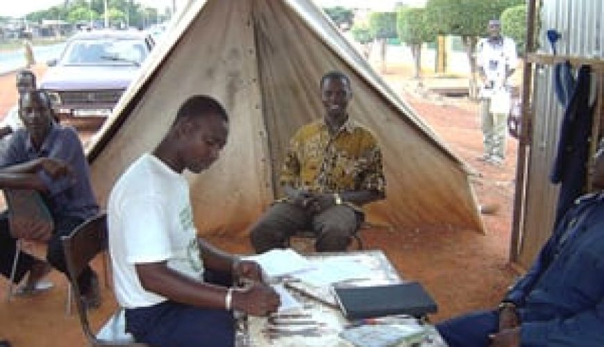 découvrez le rôle captivant du gérant de camping en nature ivoirienne, alliant gestion d'entreprise et immersion dans la beauté sauvage de la côte d'ivoire. explorez les défis et les joies d'encadrer des expériences uniques en plein air tout en préservant la biodiversité locale.