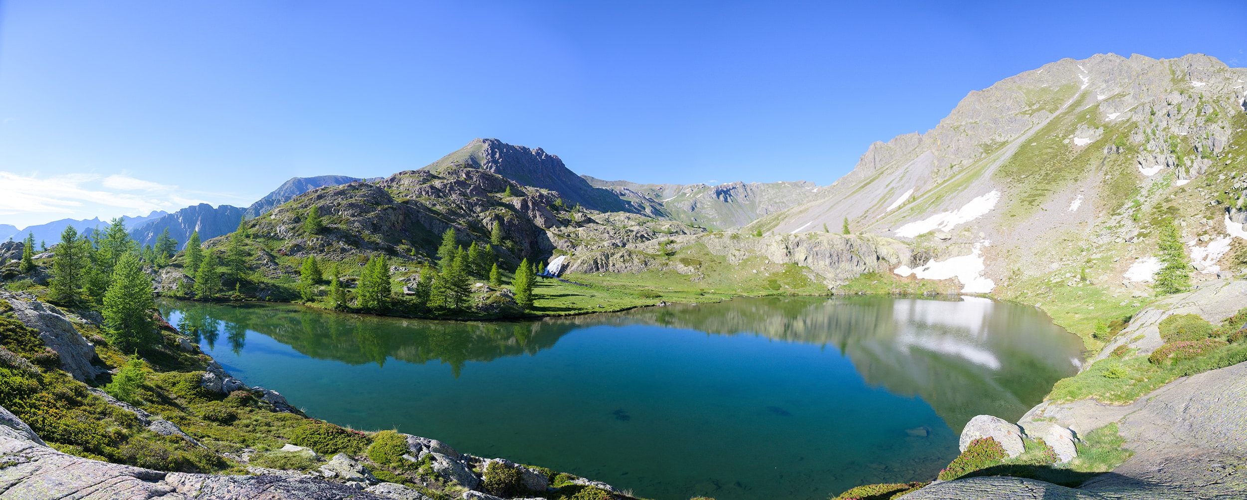 découvrez le tourisme durable sur la côte d'azur : alliez nature, respect de l'environnement et expériences authentiques. profitez de paysages époustouflants tout en préservant la beauté de cette région emblématique.