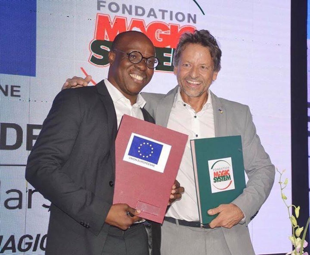 découvrez le soutien d'a'salfo envers la côte d'ivoire, un engagement fort en faveur de la culture et du développement. rejoignez-nous pour célébrer la richesse de notre patrimoine et promouvoir la solidarité nationale.