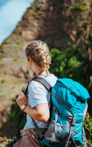 découvrez les plus belles randonnées en côte d'ivoire avec un accompagnateur expert. explorez la nature sauvage, plongez dans la culture locale et vivez des aventures inoubliables au cœur de paysages époustouflants.