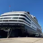découvrez la beauté envoûtante de la côte d'ivoire à travers une croisière inoubliable. naviguez le long des côtes pittoresques, explorez des îles luxuriantes et plongez dans la culture locale tout en vous relaxant à bord. une aventure unique vous attend au cœur de l'afrique de l'ouest.