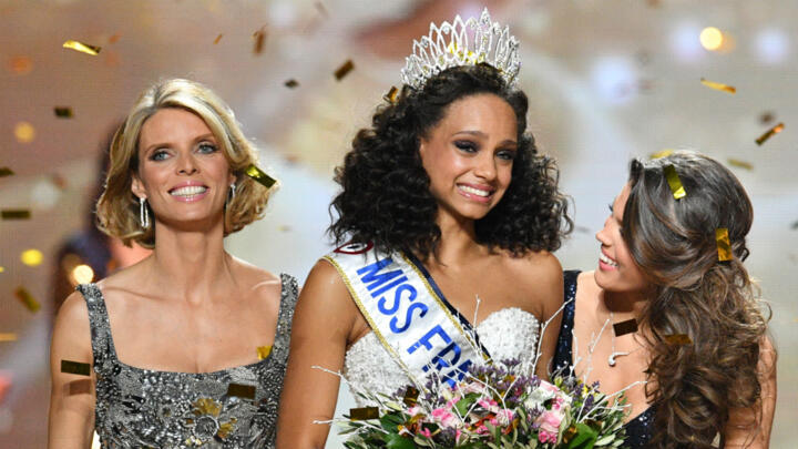 découvrez le budget consacré à l'élection de miss france côte d'ivoire, une plongée fascinante dans les coulisses de ce concours prestigieux qui célèbre la beauté et la culture ivoirienne. informez-vous sur les investissements réalisés, les sponsoring et l'impact économique de cet événement sur la région.